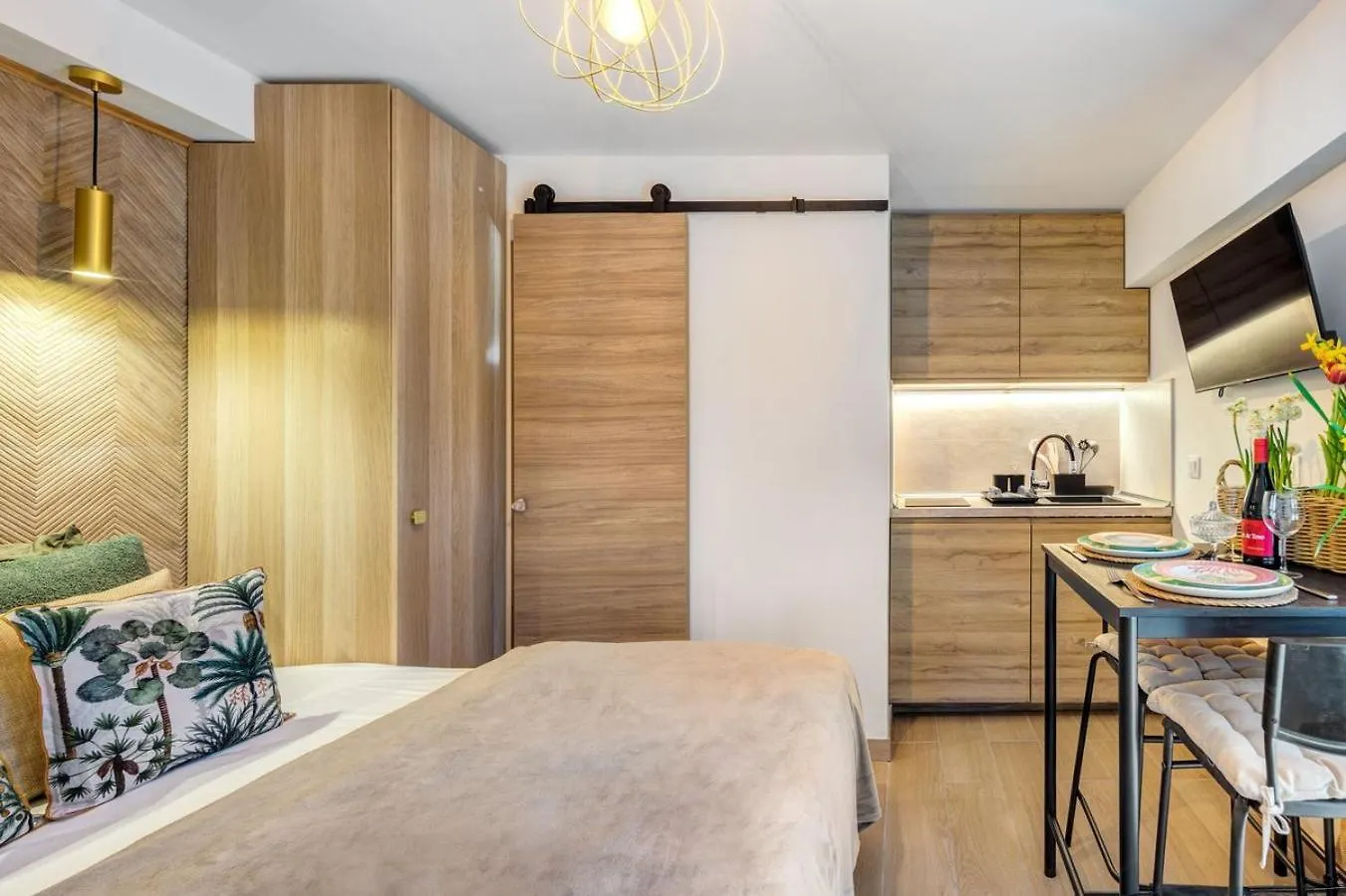 Just 2 Of Us Apartment Castelldefels